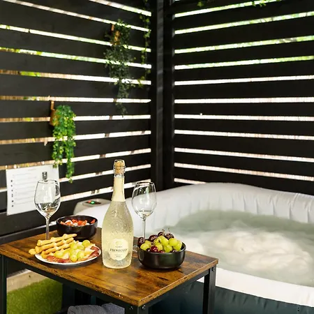 Tt Relax - Private Jakuzzi - Hajdúszoboszló